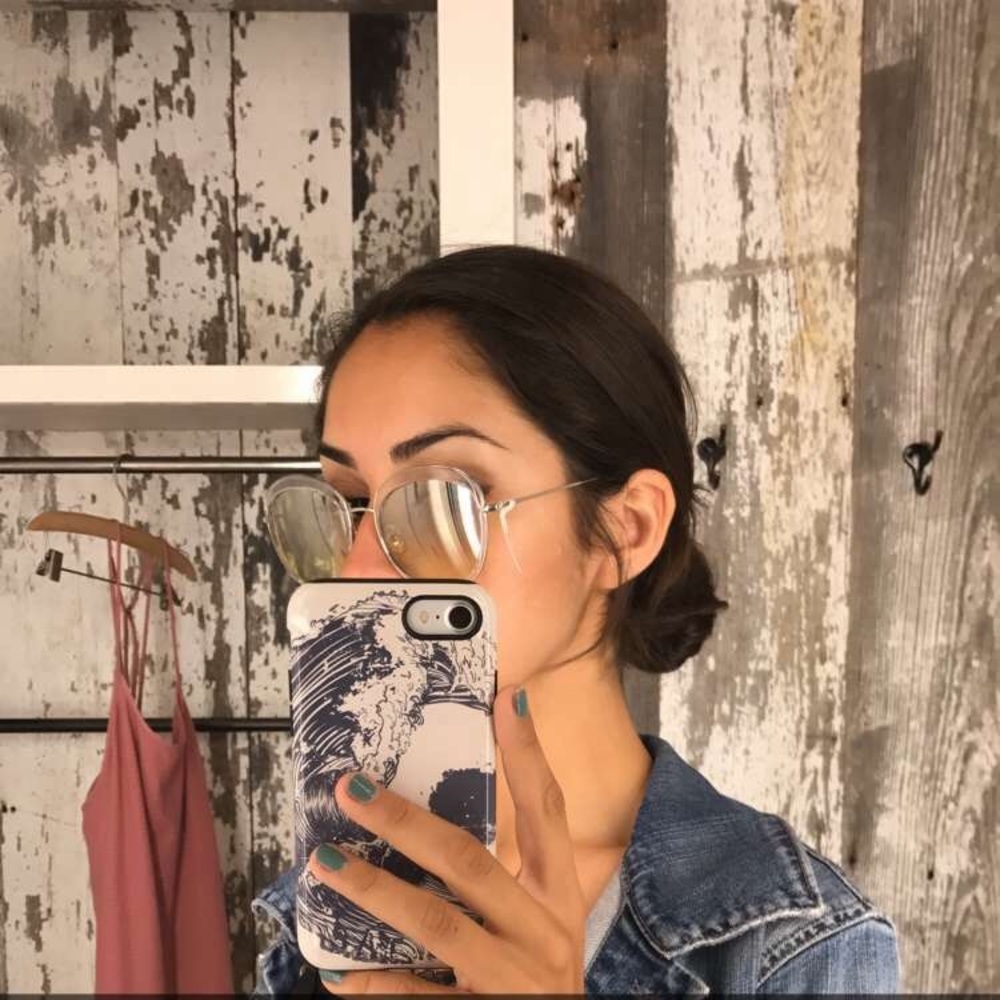 Meet your Posher, Victoria